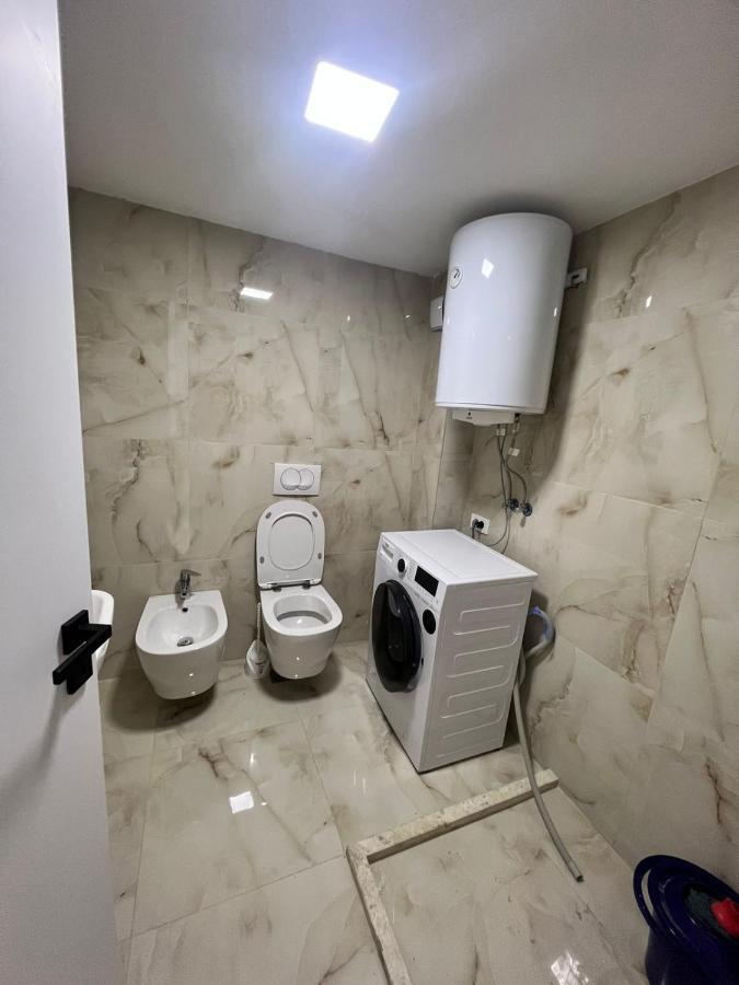 Atrium Apartment Tirana Eksteriør billede