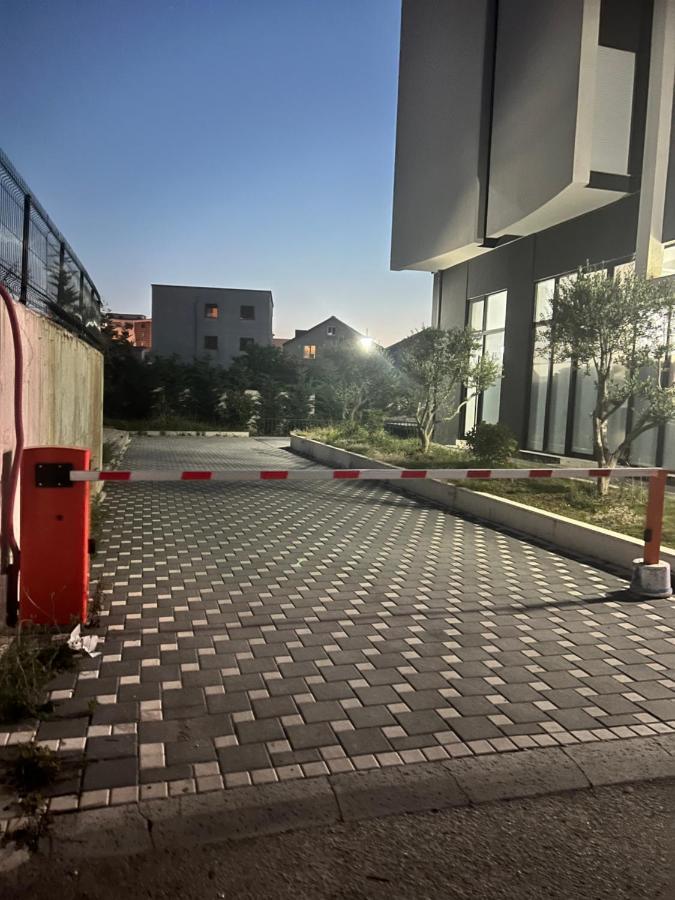 Atrium Apartment Tirana Eksteriør billede